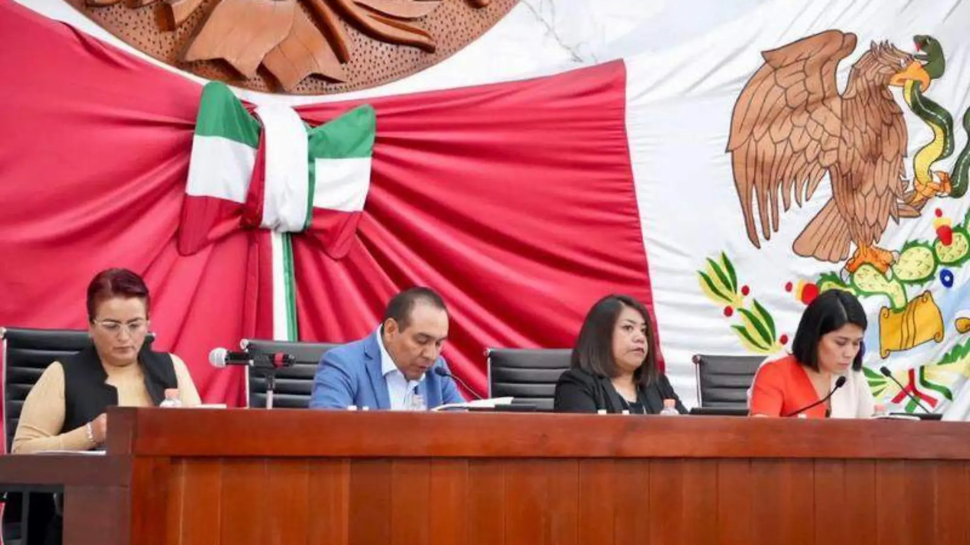 INICIATIVAS DIPUTADOS